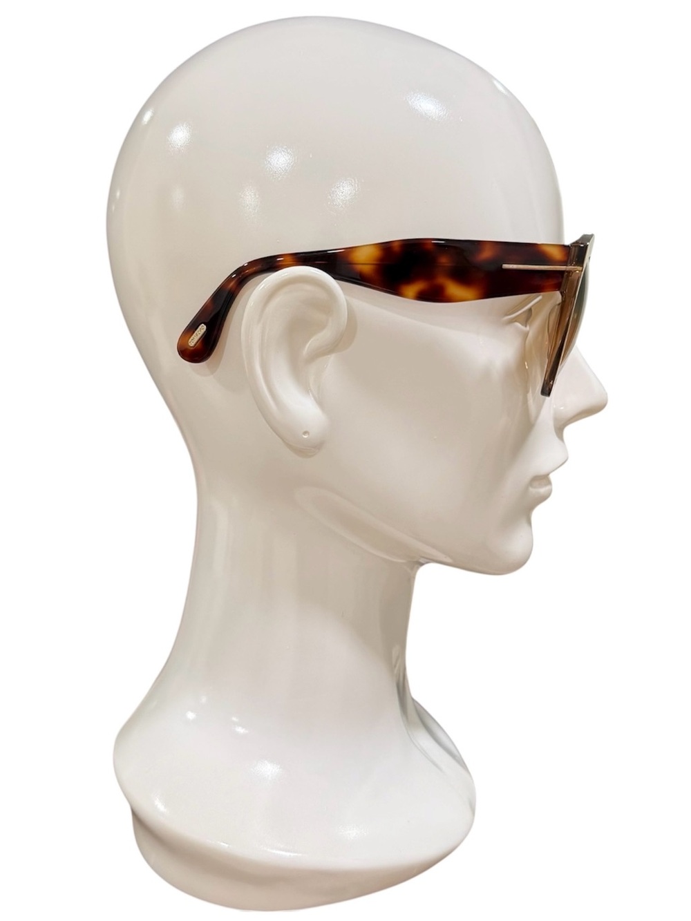 Authentic NWOT Tom Ford oversized 
 sunglasses with brown gradient lenses - Picture 6 of 11